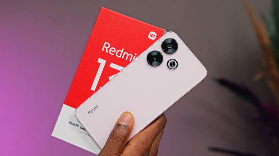 Redmi 13 लॉन्च: इतनी कम कीमत में मिल रहे हैं प्रीमियम फीचर्स जानें सबकुछ!