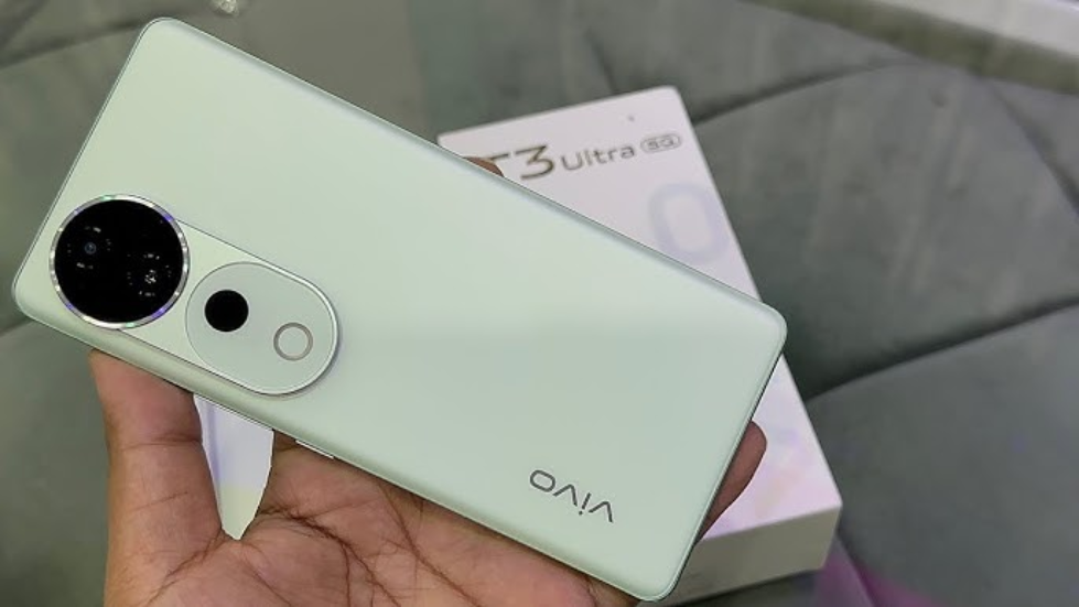 महंगे फोन को देगा टक्कर! Vivo T3 Ultra में है 8GB RAM, 5000mAh बैटरी और तगड़ा प्रोसेसर