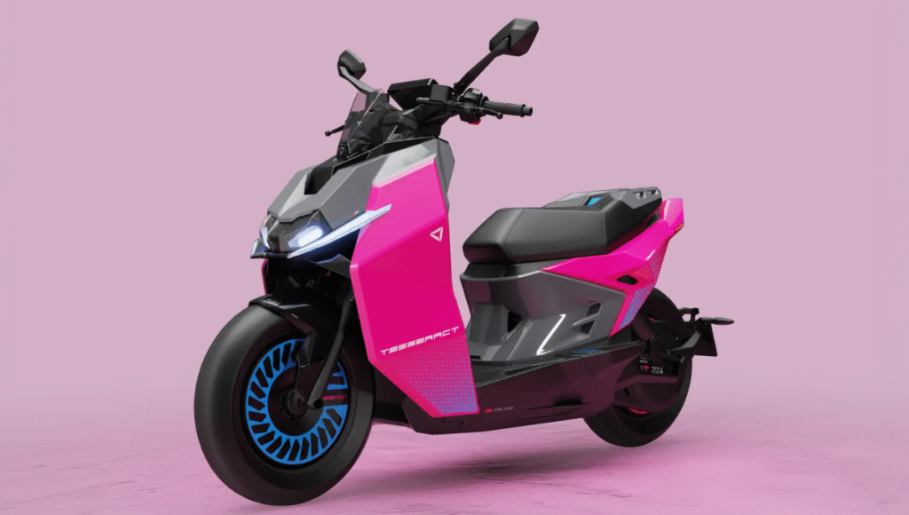 Ultraviolette Tesseract: इलेक्ट्रिक स्कूटर Image